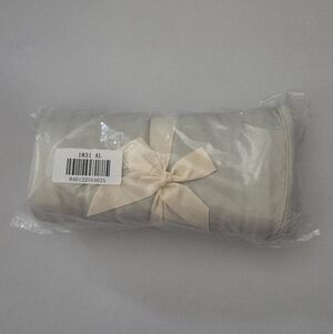 NWT/NIB Kyte Baby Swaddle Blanket in Aloe - Size: 46 in x 46 in